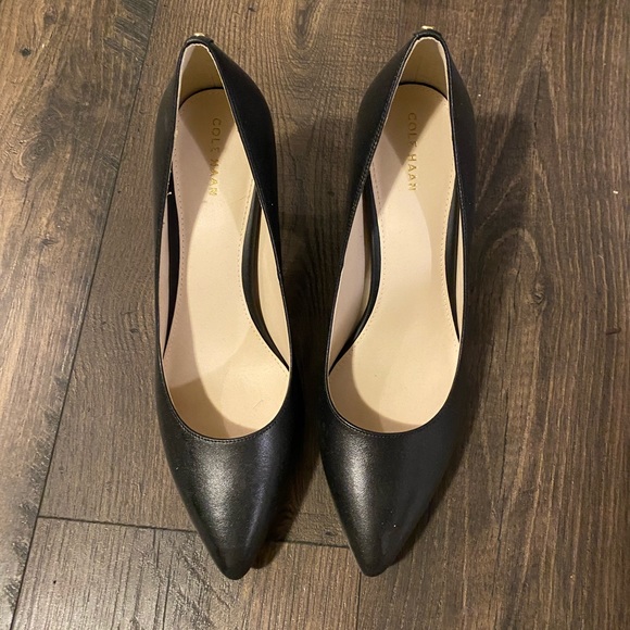Cole Haan Pumps 9.5 - Picture 2 of 3